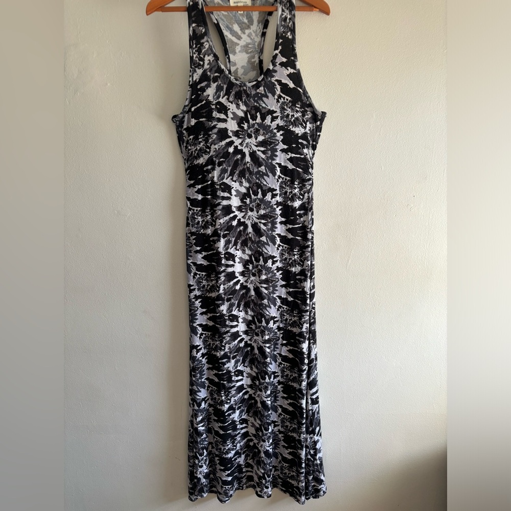 Monteau Los Angeles Black and White Dress Sleeveless ONE SIZE